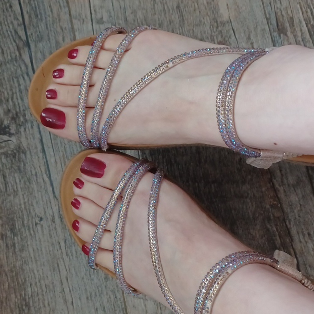Sparkly Rhinestons Sandals - Picture 14 of 16